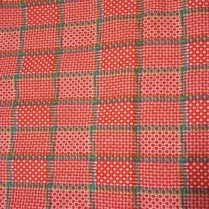 VTG 1.5yd Wool Fabric Mod Picnic Kitsch Herringbone Dots